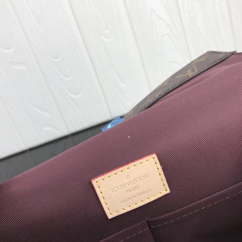 L0vis Vvtt0n Cluny BB Monogram Canvas Shoulder Handbag Replica Purple M42738