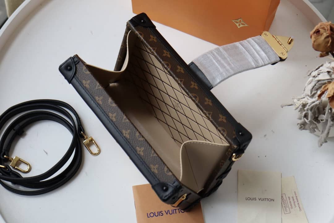 L0vis Vvtt0n Petite Malle Monogram Canvas Replica Bag Orange M40273