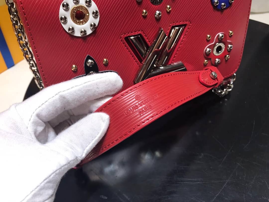 L0vis Vvtt0n Epi Leather Twist MM Replica Bag Red