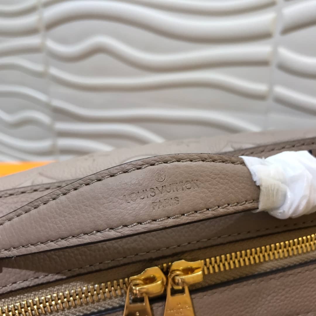 L0vis Vvtt0n Monogram Empreinte Saintonge Replica Bag Gray M44606