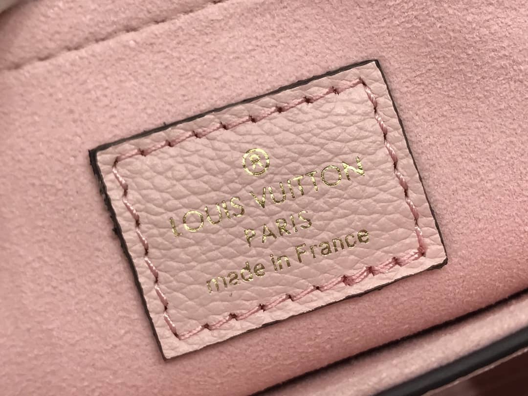 L0vis Vvtt0n Lockme Chain PM Replica Handbag Pink M57073