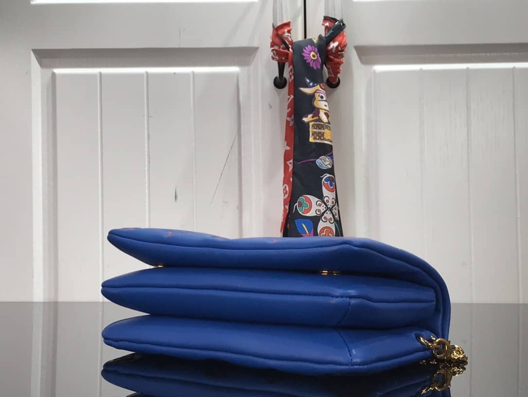 L0vis Vvtt0n Coussin Lambskin Monogram Embossed Pochette Replica Bag Blue