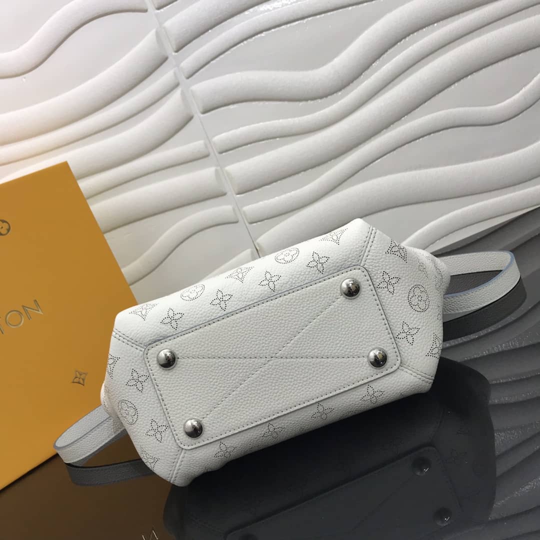 L0vis Vvtt0n Babylone Chain BB 2way Shoulder Bag Replica White M51223