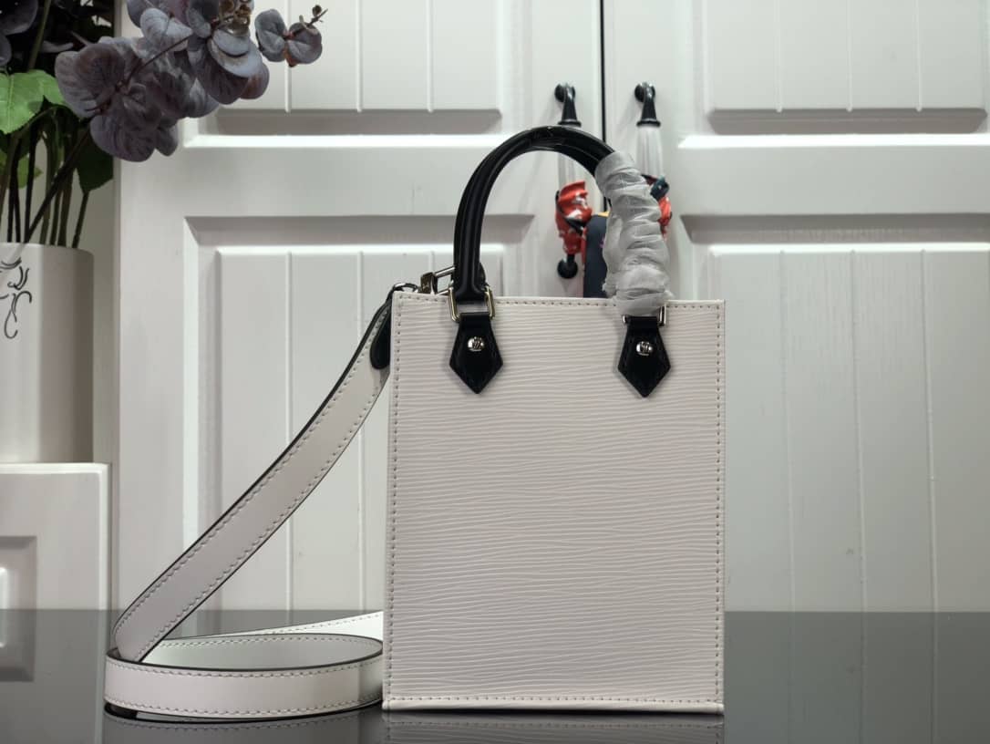 L0vis Vvtt0n Petit Sac Plat Flat Shoulder Bag Replica White M80169