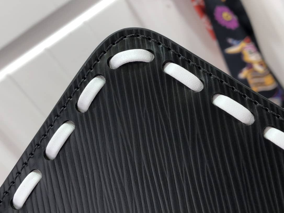 L0vis Vvtt0n Replica Bags PM Epi Leather Replica Bag M58723