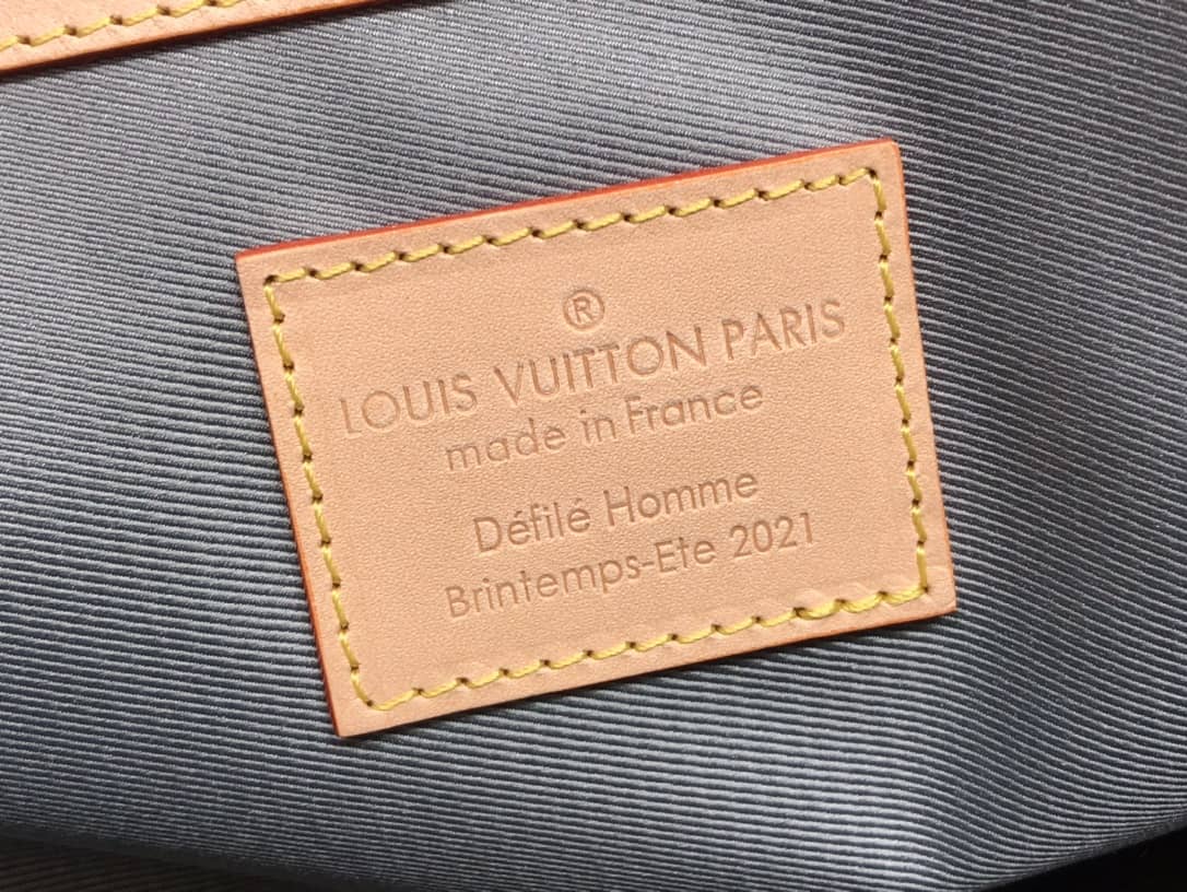 L0vis Vvtt0n Keepall Patent Leather Replica Travel Bag M40569