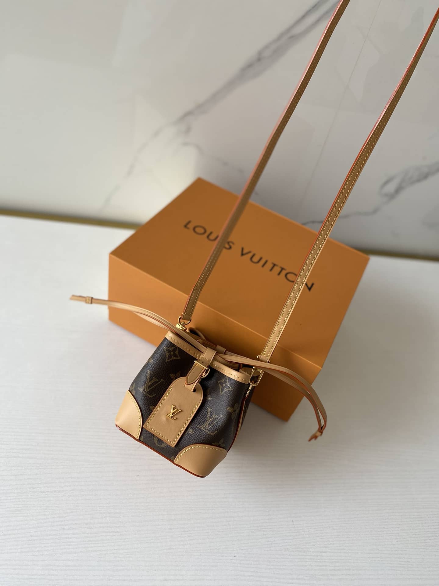 L0vis Vvtt0n Monogram Coated Canvas Replica Crossbody Bag Brown M57099