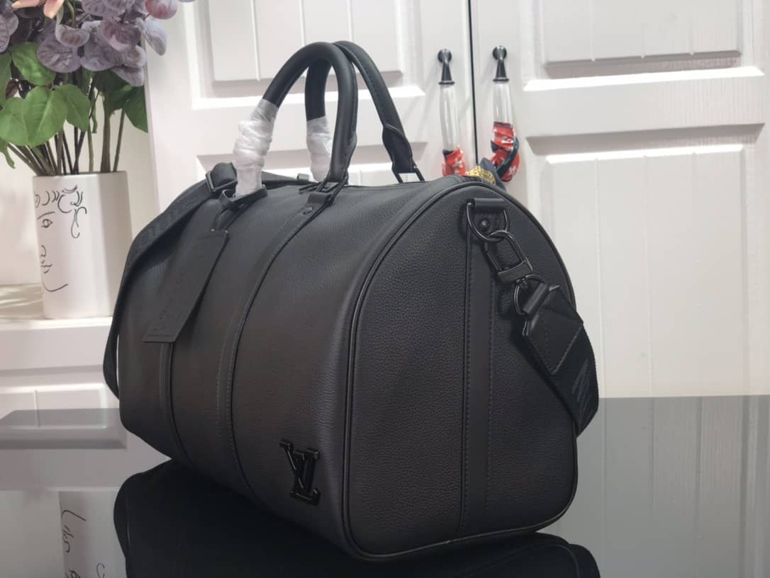 L0vis Vvtt0n Keepall Bandouliere 40 Replica Bag M57088
