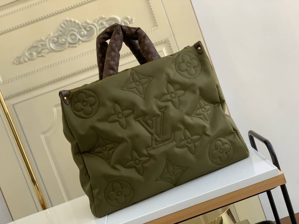 L0vis Vvtt0n Onthego GM Nylon Monogram Pilow Giant Green M59007 Replica Tote