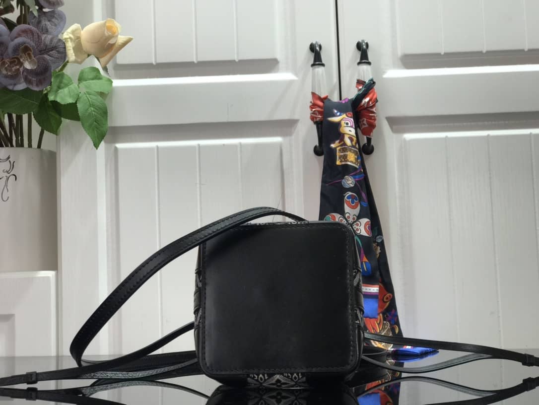 L0vis Vvtt0n Virgil Abloh Replica Bag Black M69973