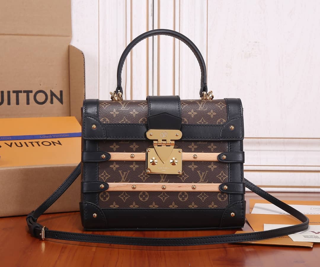L0vis Vvtt0n Trianon PM With Wooden Trim Monogram Canvas Replica Bag M45908