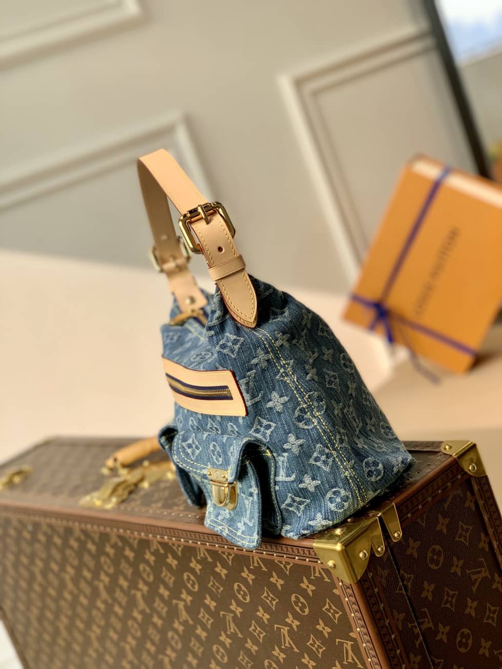 L0vis Vvtt0n Denim Vintage M44464 Replica Shoulder Bag