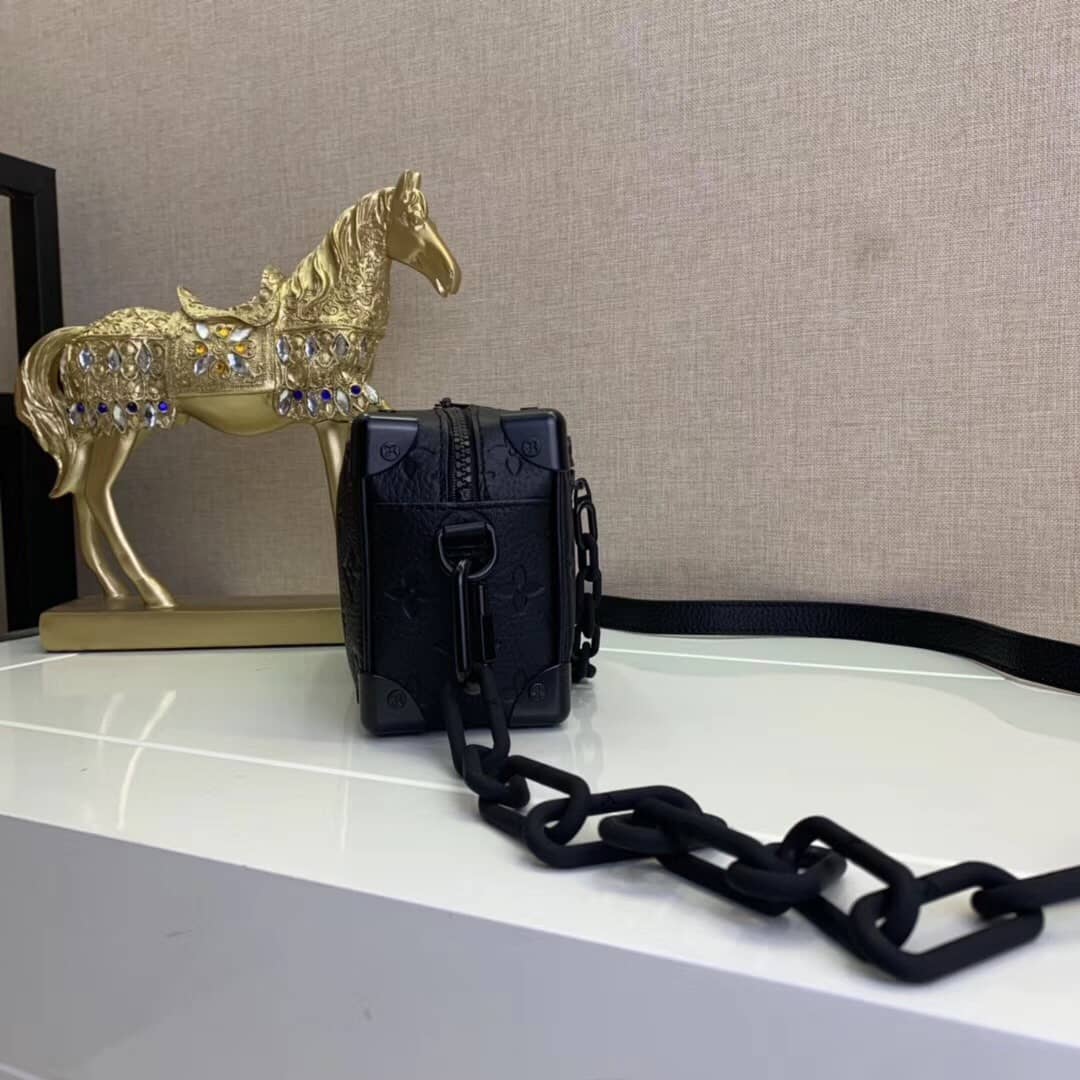 L0vis Vvtt0n Monogram Taurillon Mini Soft Trunk Replica Bag M55702