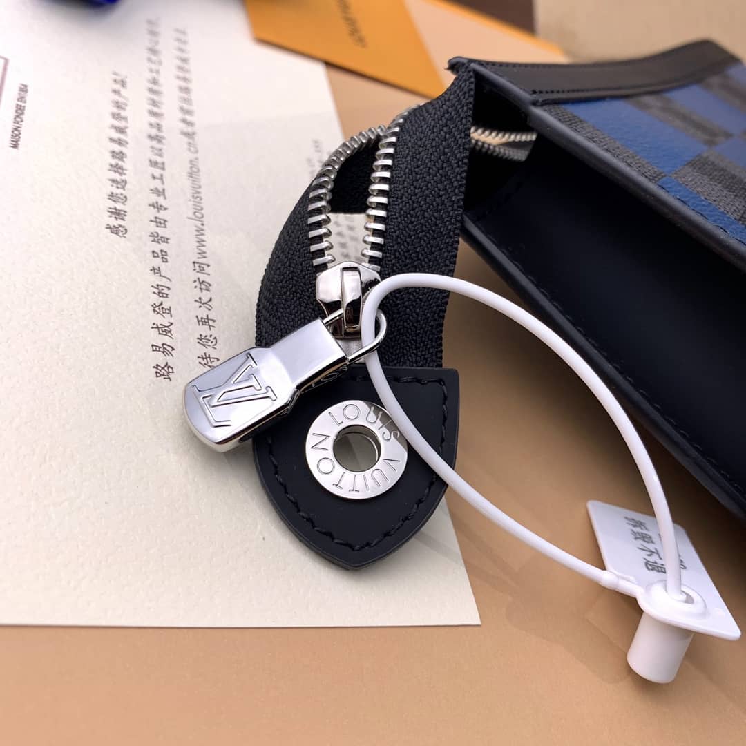 L0vis Vvtt0n Pochette Voyage MM Damier Giant Canvas Replica Blue N60412