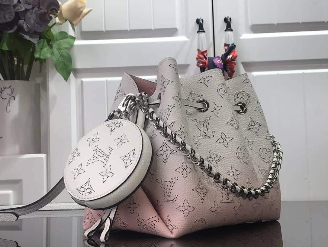 L0vis Vvtt0n Bella Mahina Magnolia Leather Replica Bag White Pink M57068