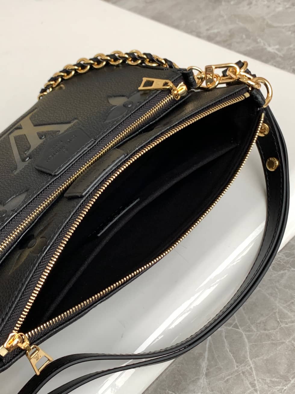 L0vis Vvtt0n Multi Pochette Accessoires Monogram Empreinte M80399 Replica