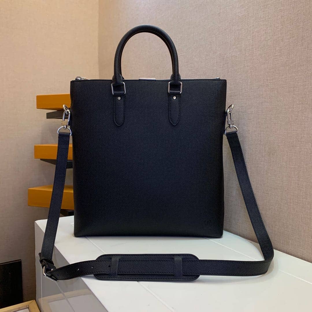 L0vis Vvtt0n Taiga Anton Tote Replica M33433