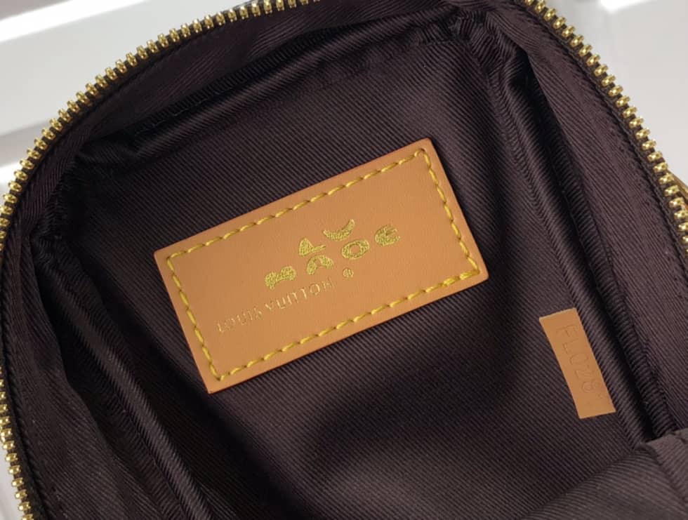 L0vis Vvtt0n x Nigo Flap Double Pouch Brown M81005 Replica Phone Bag