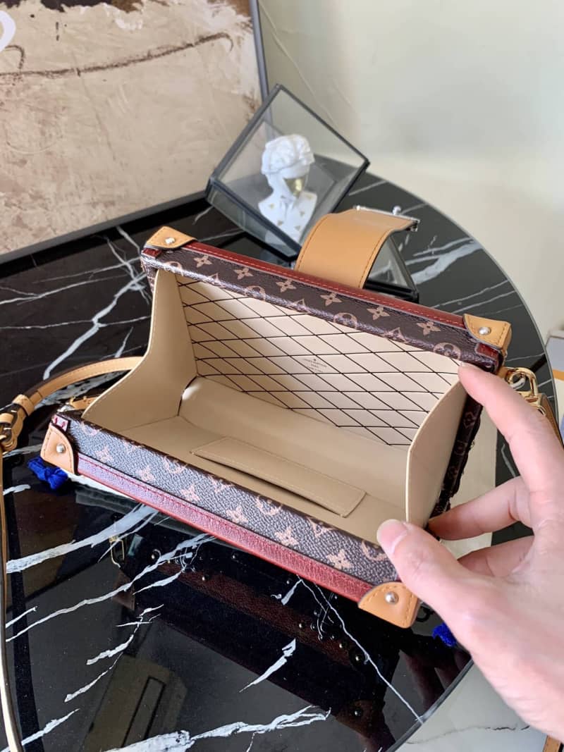 L0vis Vvtt0n Monogram Canvas Petite Malle Replica Bag M52737