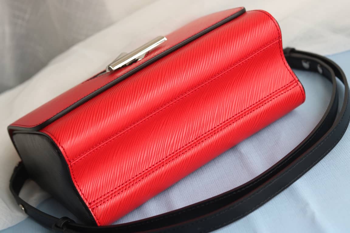 L0vis Vvtt0n Twist Epi Handbag Replica