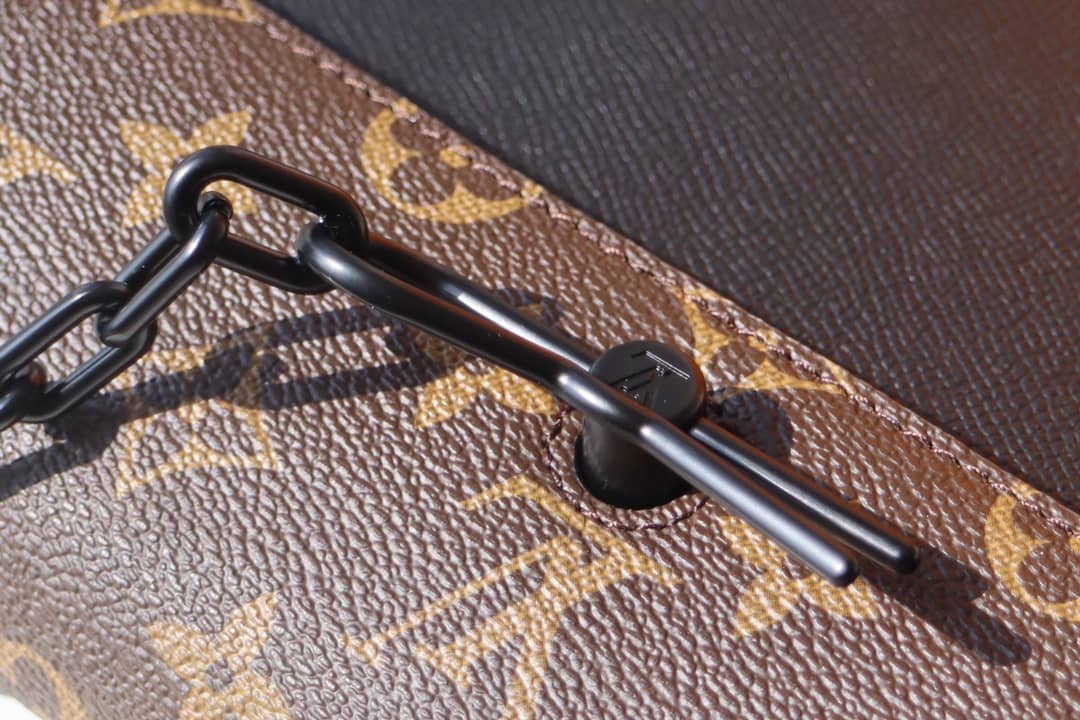 L0vis Vvtt0n Pochette Dupe Voyage Steamer Black M30583(ColaReps)