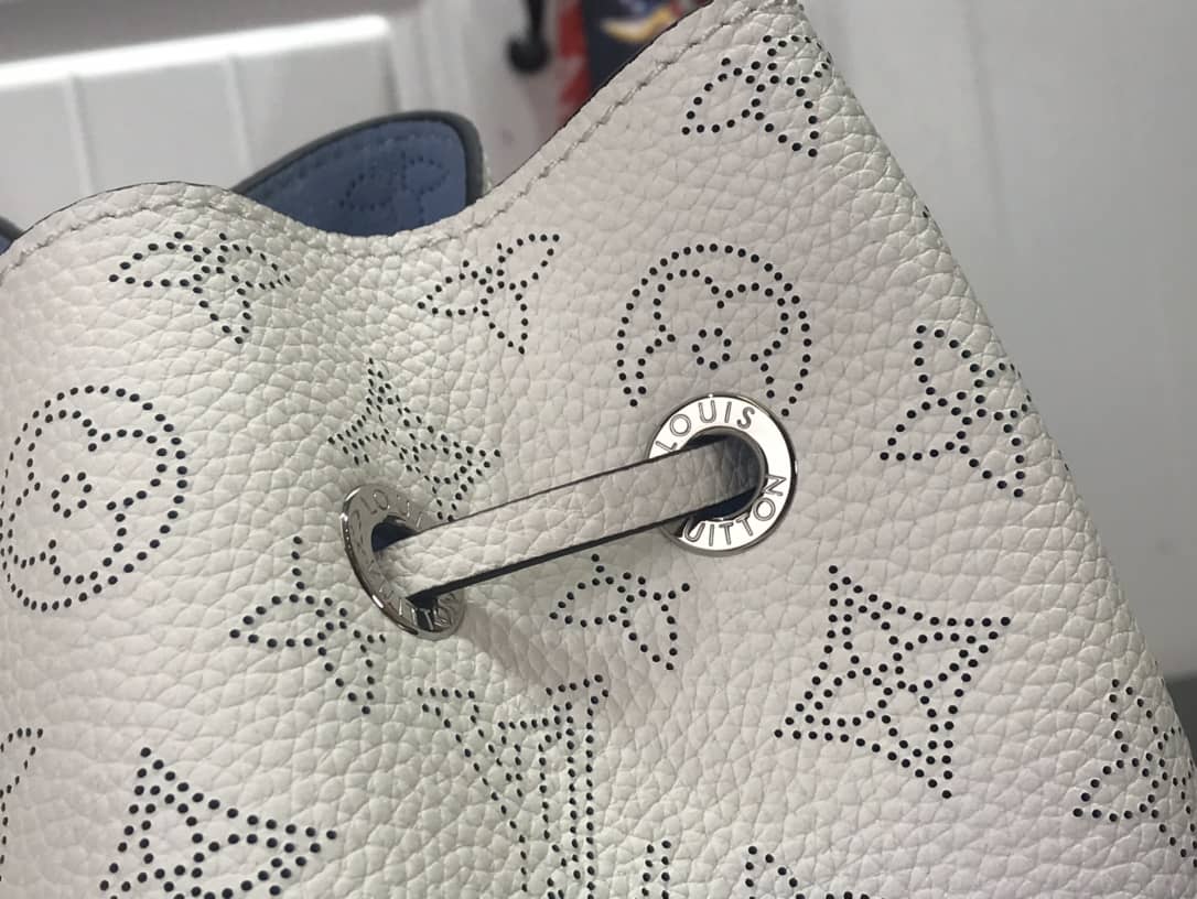 L0vis Vvtt0n Bella Mahina Magnolia Leather Replica Bag Blue M57068