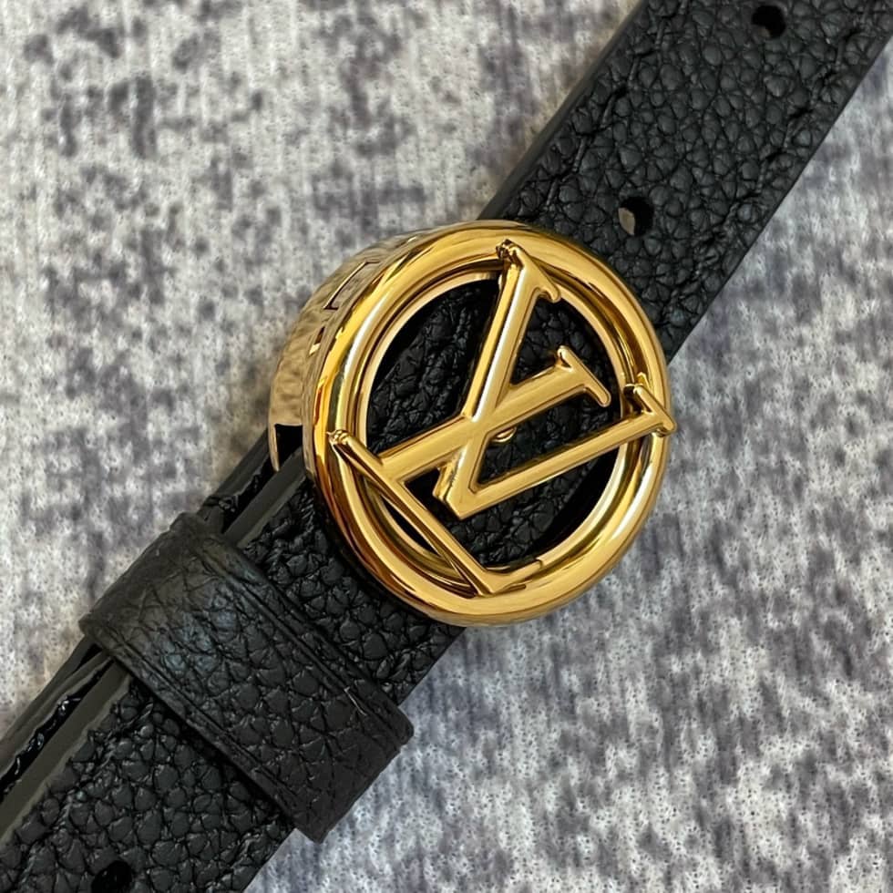 L0vis Vvtt0n Pont 9 Soft MM Grained Calfskin Black M58967 Replica Crossbody Bag