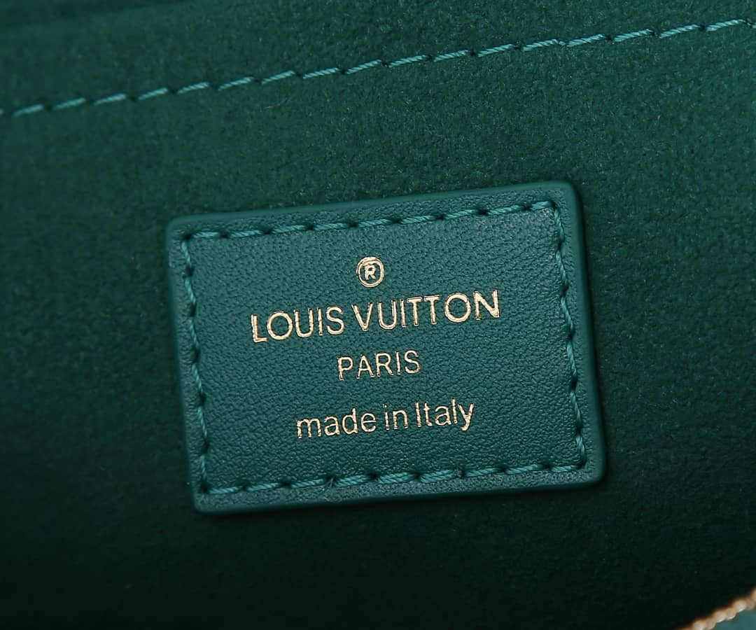 L0vis Vvtt0n New Wave Chain Cowhide Leather Replica Shoulder Bag M58664