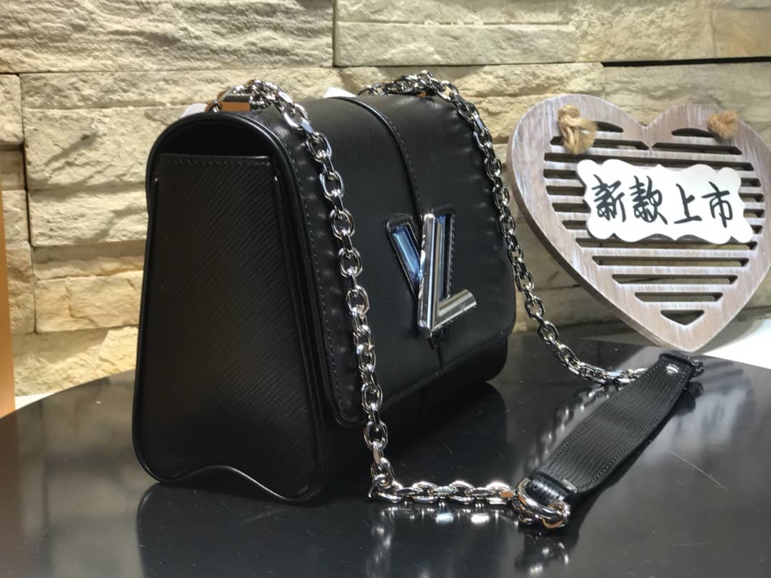 L0vis Vvtt0n Replica Bags Twist PM Epi Leather Replicas Handbag Black(ColaReps)
