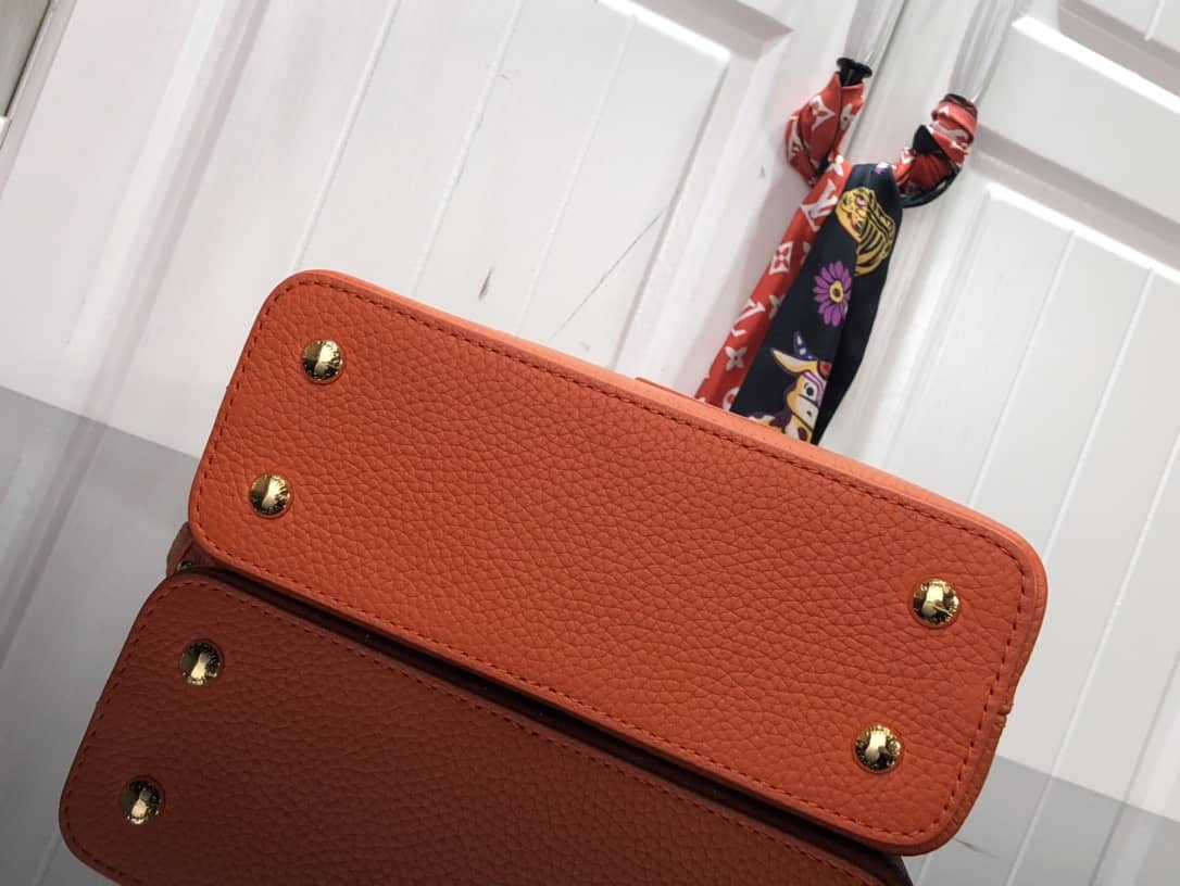 L0vis Vvtt0n Capucines Embroidery Replica Bag Orange M48865