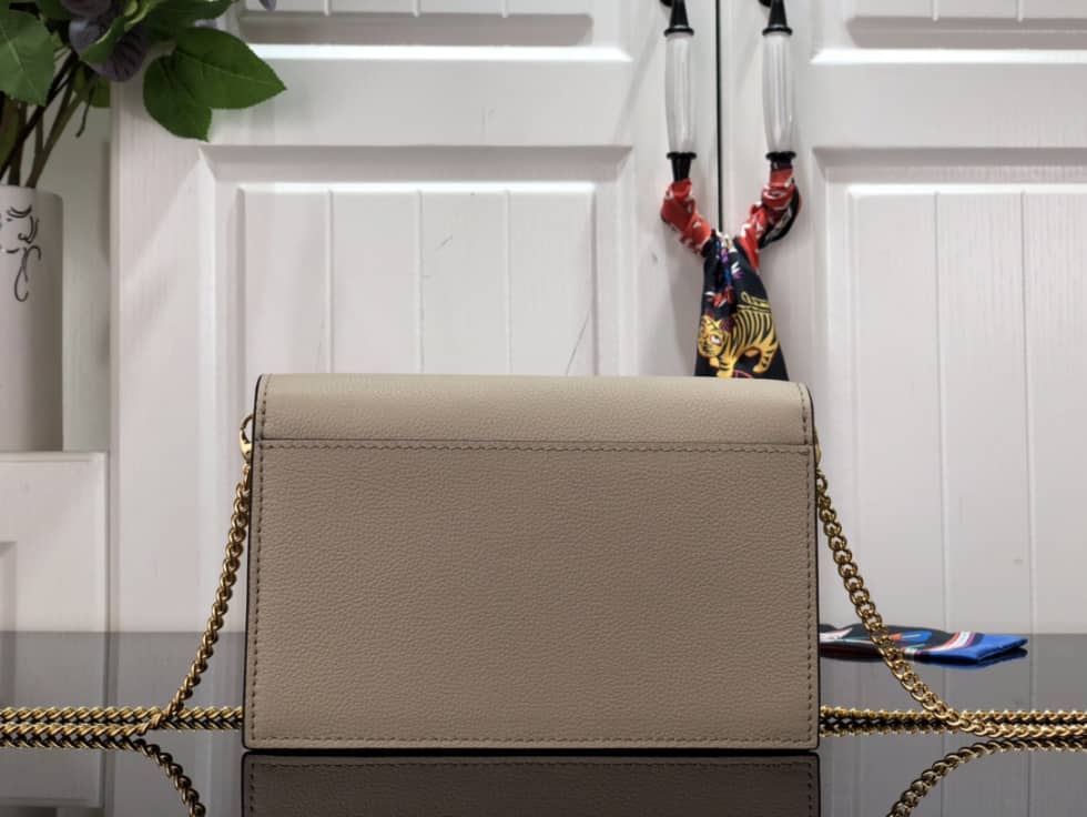 L0vis Vvtt0n Mylockme Chain Pochette M63471 Replica Crossbody Bag