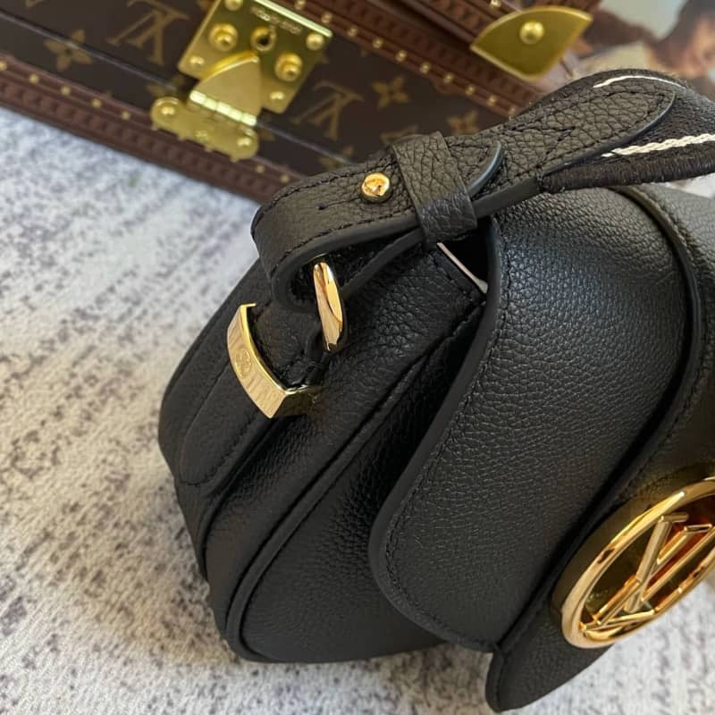 L0vis Vvtt0n Pont 9 Soft PM Replica Bag Black M58727