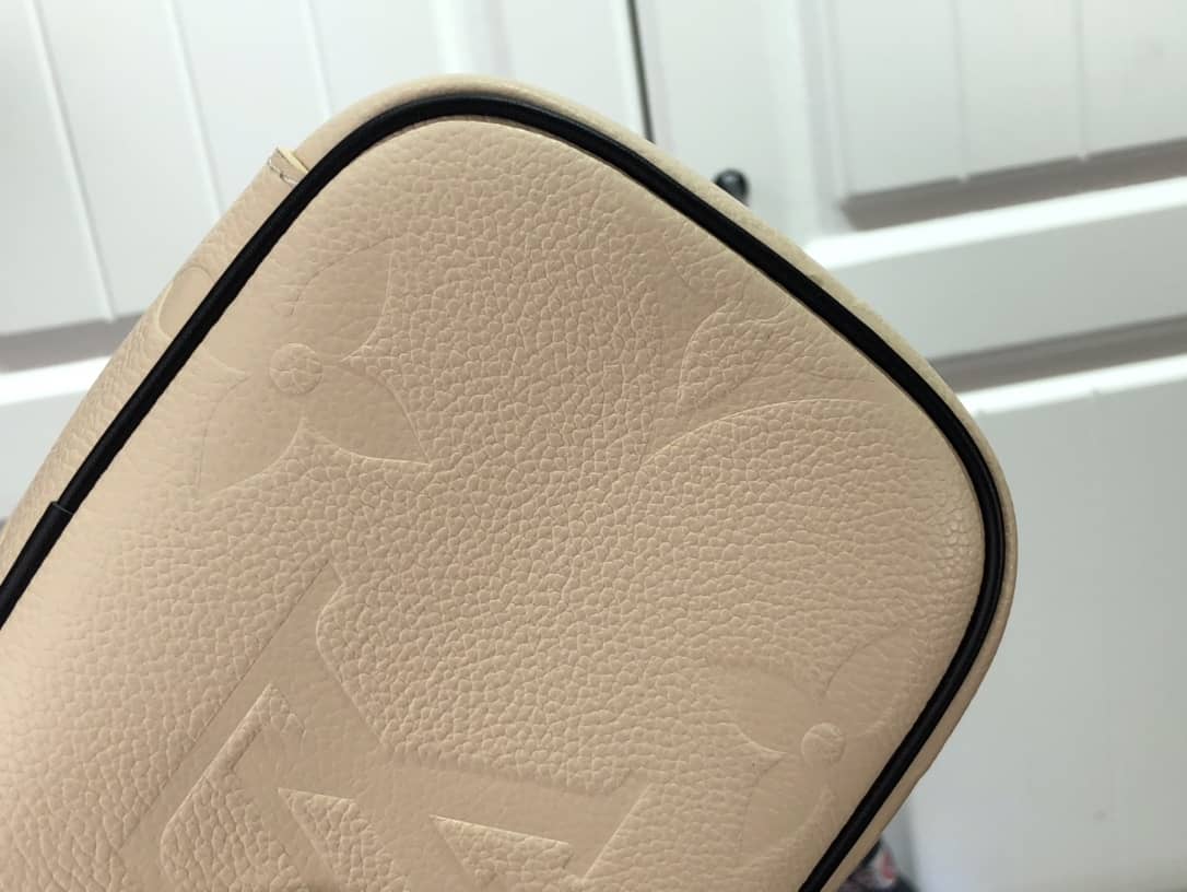 L0vis Vvtt0n Monogram Empreinte Leather Mini Handbag Replica M45850