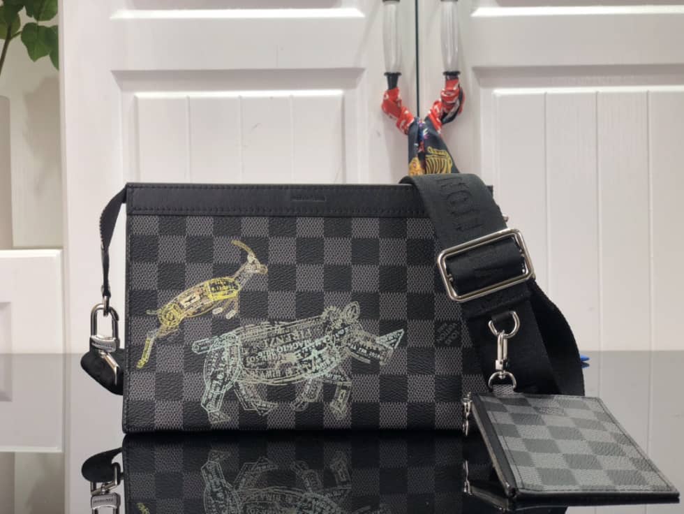 L0vis Vvtt0n Damier Graphite Gaston Wearable Wallet N64608 Replica