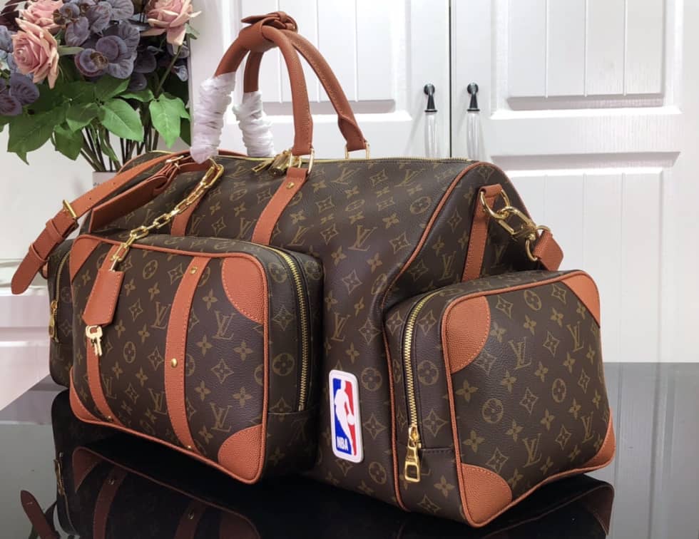 L0vis Vvtt0n X NBA Keepall Trio Pocket Bag M45794 Replica