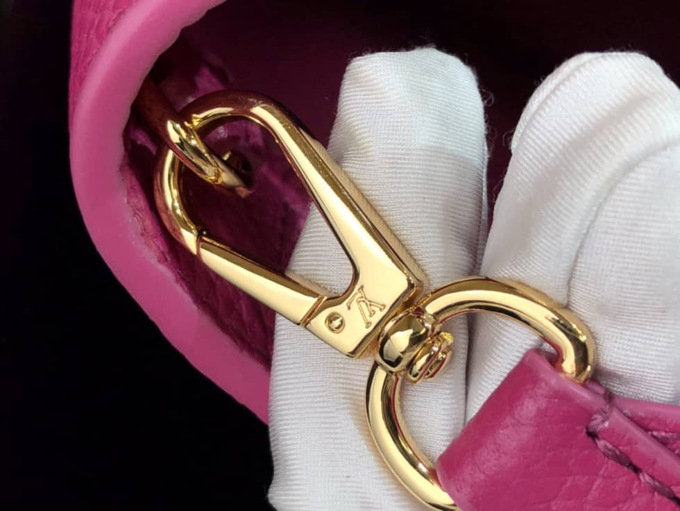 L0vis Vvtt0n Capucines BB Rose M59066 Replica Shoulder Bag