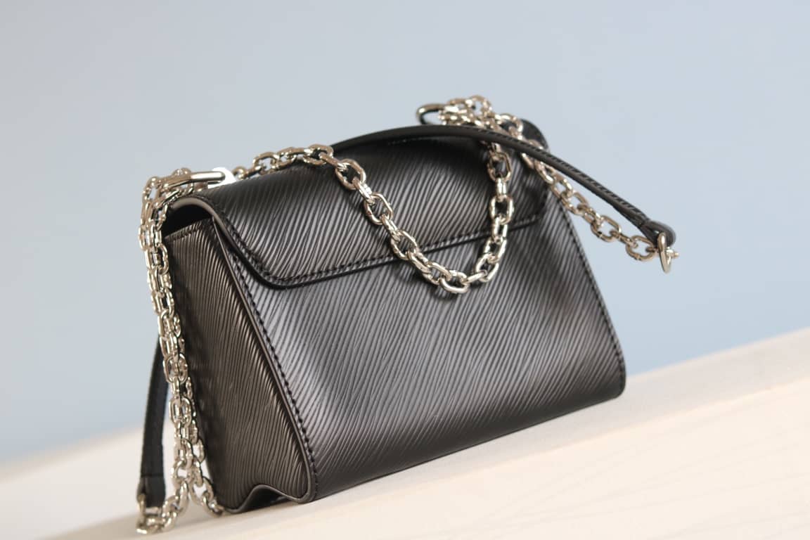 L0vis Vvtt0n Replica Twist MM Epi Leather Bag Black