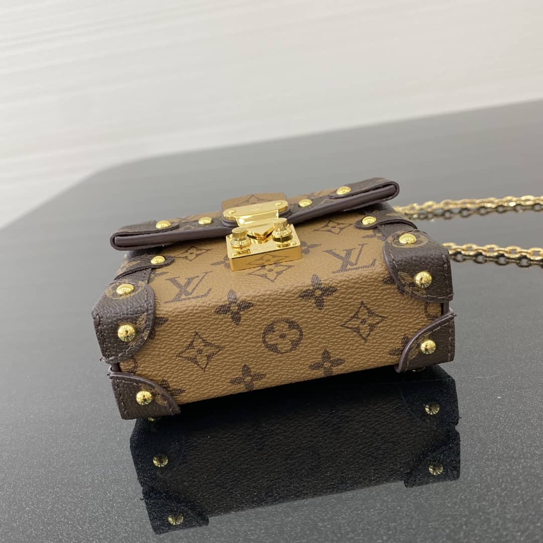 Cheap LV Soft Trunk Chain Crossbody Bag From China
