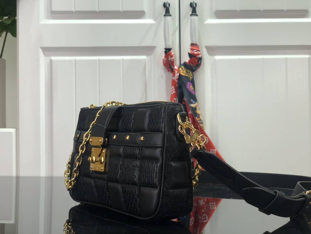 L0vis Vvtt0n Pochette Troca Replica Shoulder Bag Black M59046