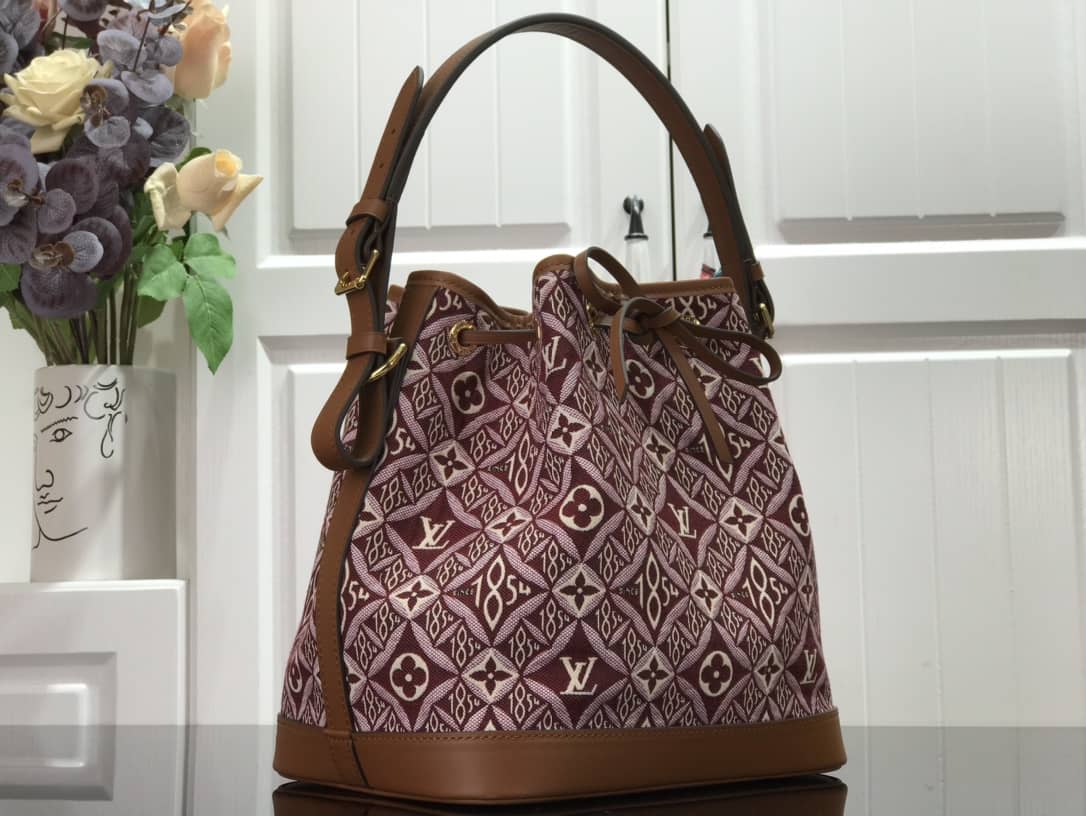 L0vis Vvtt0n Monogram Jacquard Since 1854 Petit NOE Replica Bag M57154