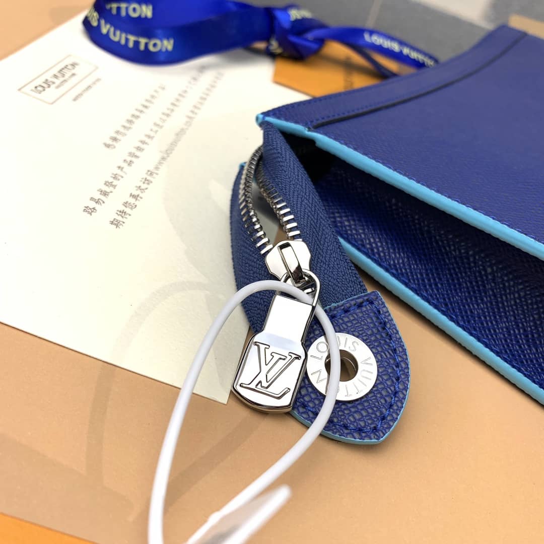 L0vis Vvtt0n Pochette Voyage MM Pouch Blue M30395 Replica
