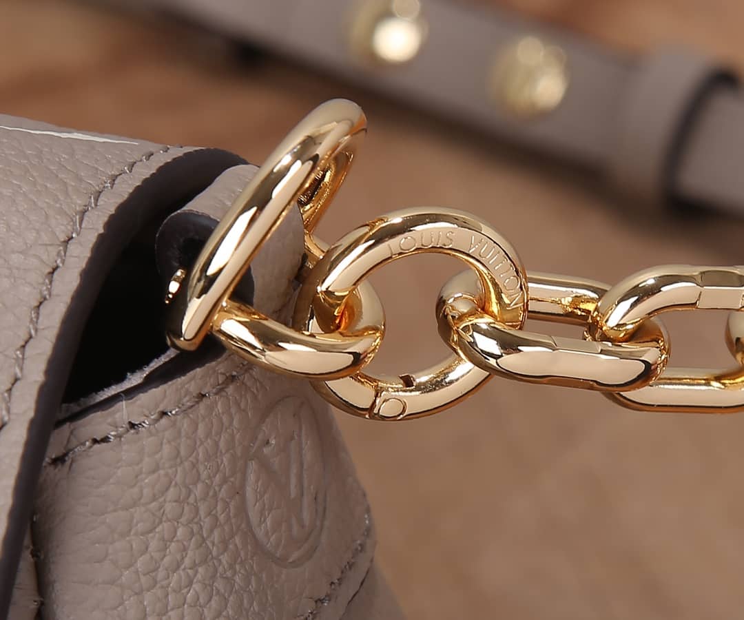 L0vis Vvtt0n Monogram Empreinte Leather Favorite Replica Shoulder Bag M45836