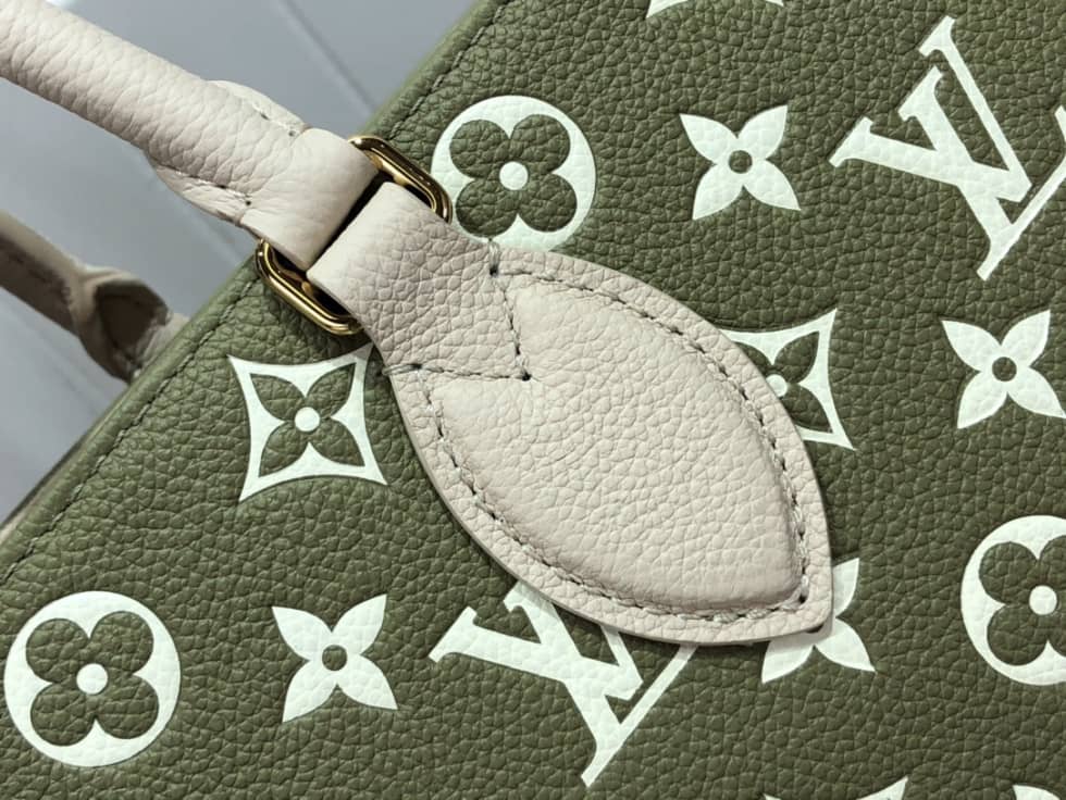 L0vis Vvtt0n OnTheGo MM Empreinte M46060 Replica Tote