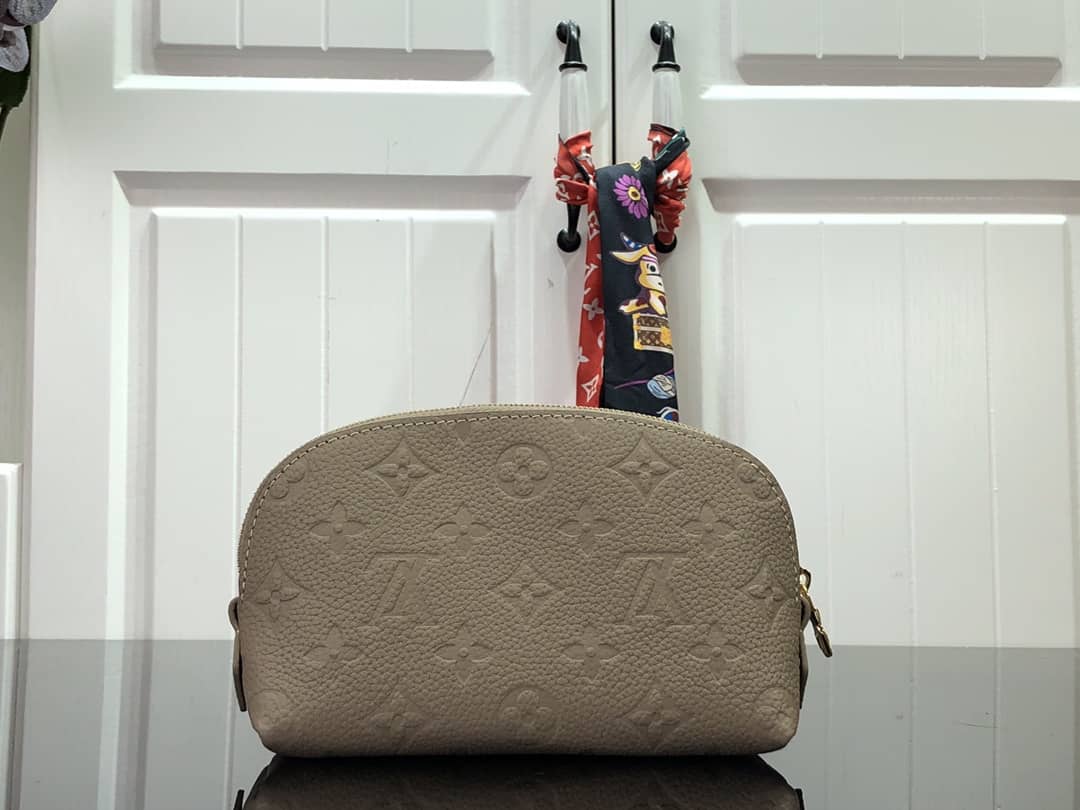 L0vis Vvtt0n Pochette Dupe Pochette Monogram Cosmetic Pouch M47515