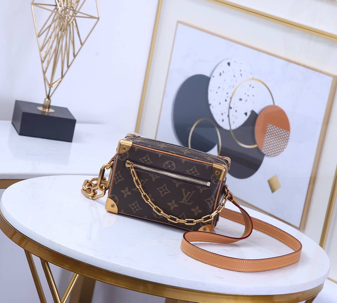 L0vis Vvtt0n Monogram Malle Mini Soft Trunk Replica Shoulder Bag M68906