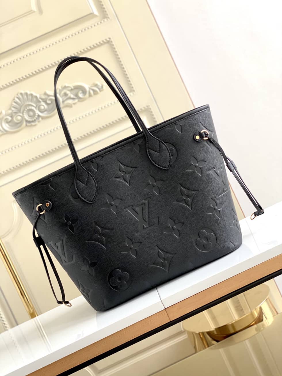 L0vis Vvtt0n Monogram Empreinte Neverfull MM Black M45686 Replica Tote