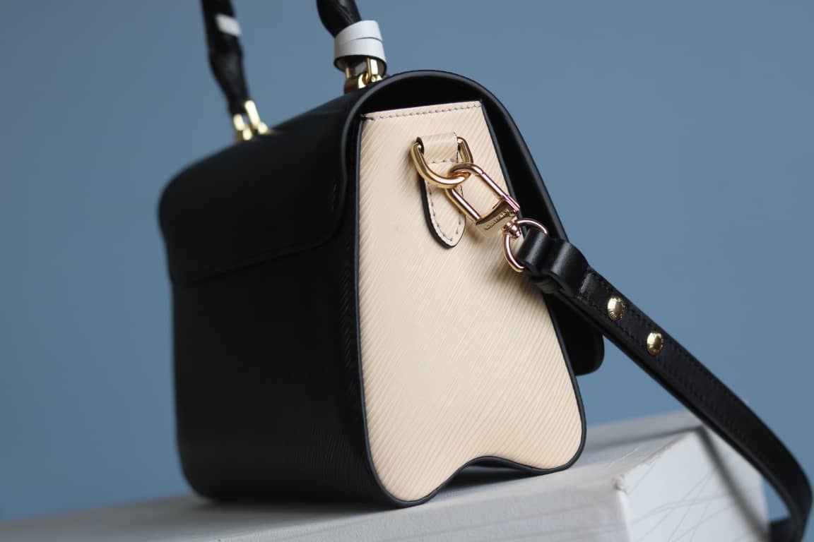 L0vis Vvtt0n Textured Epi Leather Twist Series Bag Black