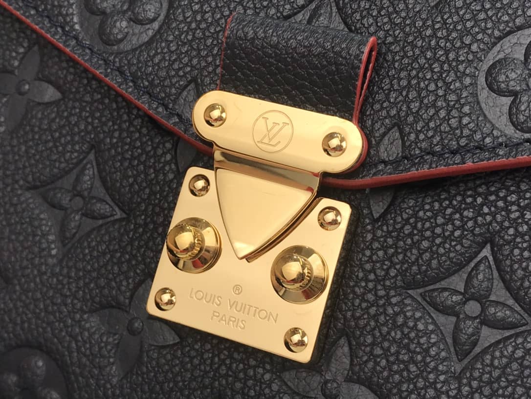 L0vis Vvtt0n Pochette Metis Braided Monogram Empreinte Replica Black M43942