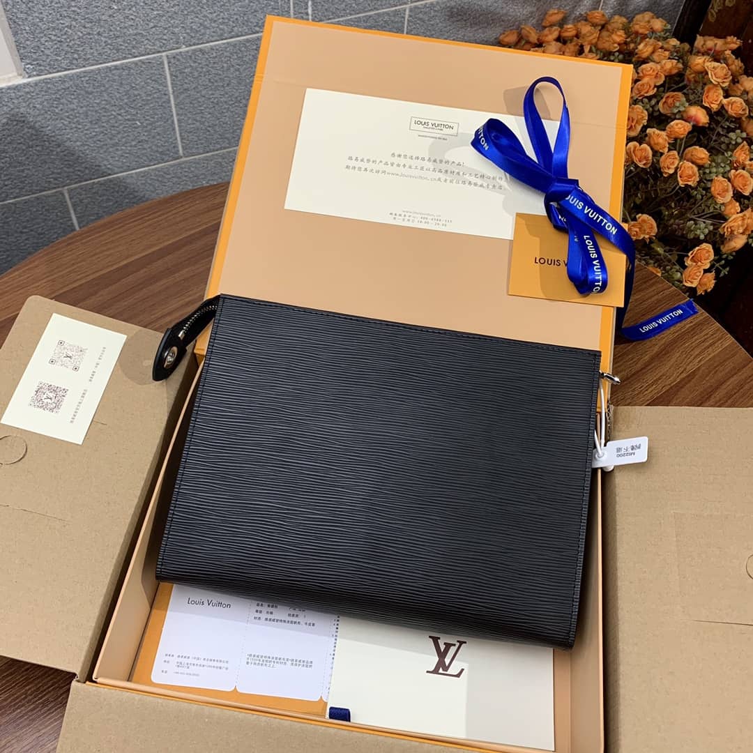 L0vis Vvtt0n Replica Toiletry Pouch 26 Epi Leather Bag Black M41366