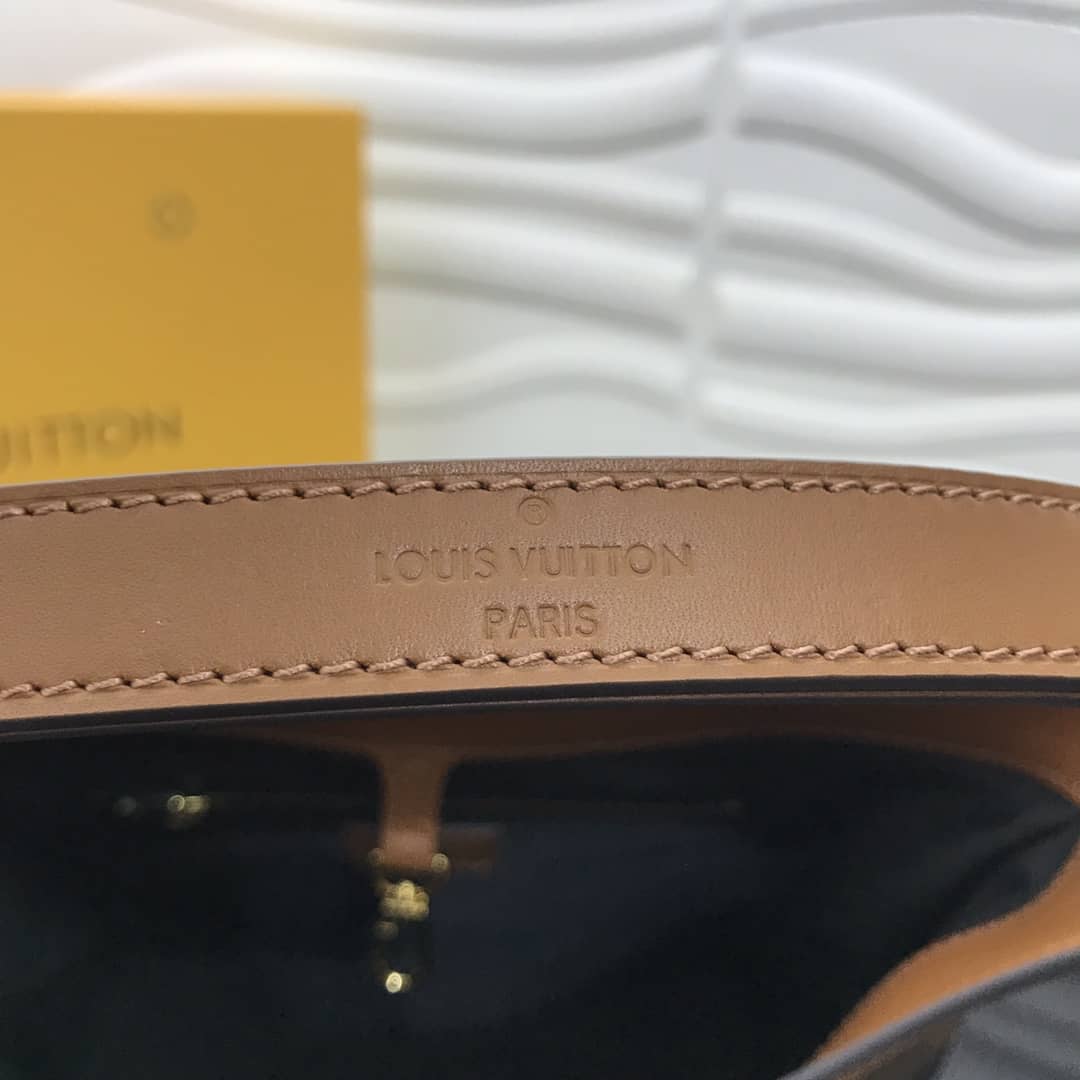 L0vis Vvtt0n Monogram Dauphine PM 2way Replica Hobo M45194